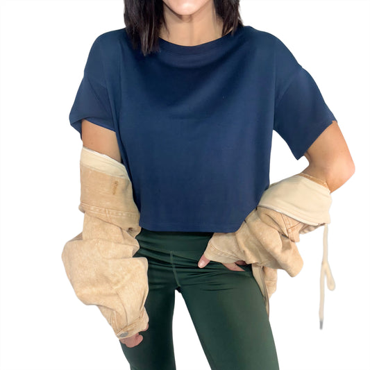 Essential Cropped Tee